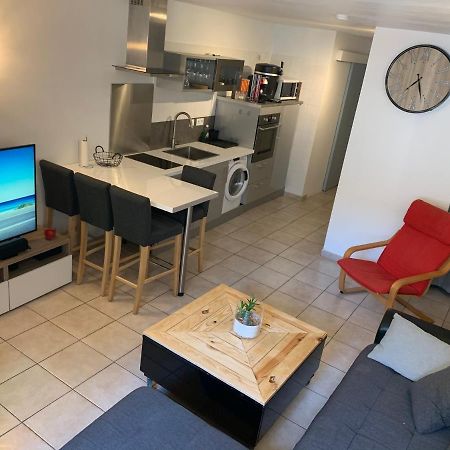 Appartement Moderne Au Centre-Ville De Vaison Екстер'єр фото