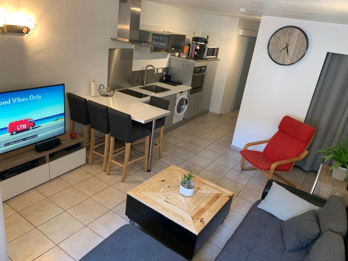 Appartement Moderne Au Centre-Ville De Vaison Екстер'єр фото